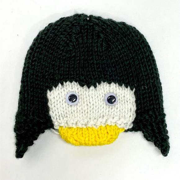 Hand Knit Child’s Penguin Ear Flap Hat with Googly Eyes Size 3-10 Years - Picture 2 of 11